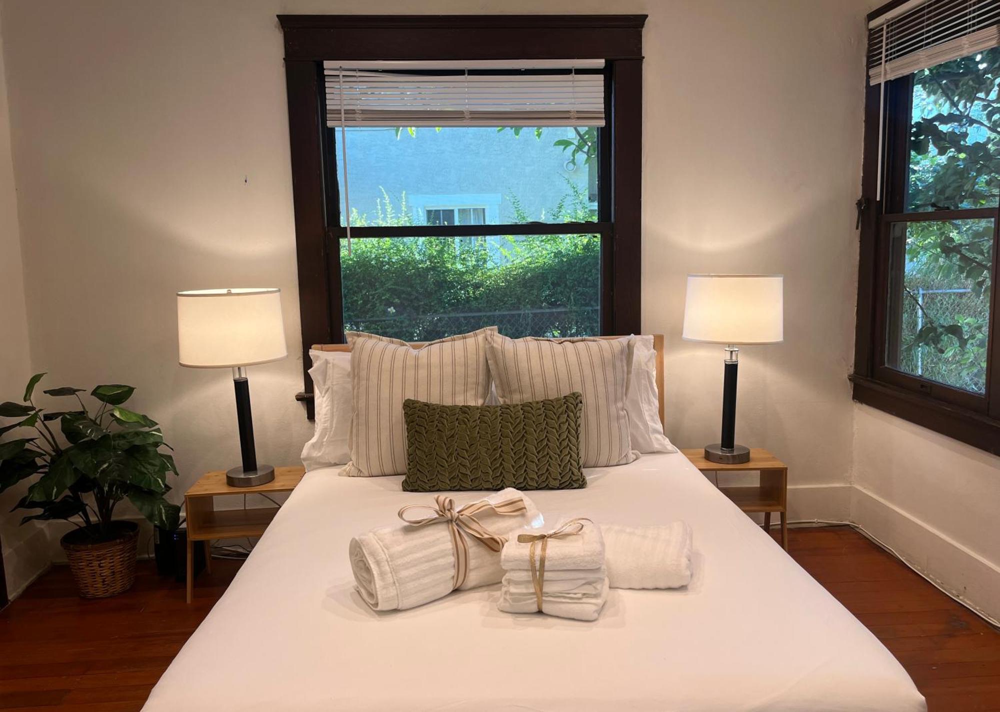 Echo Zen Hostel ลอสแอนเจลิส ภายนอก รูปภาพ